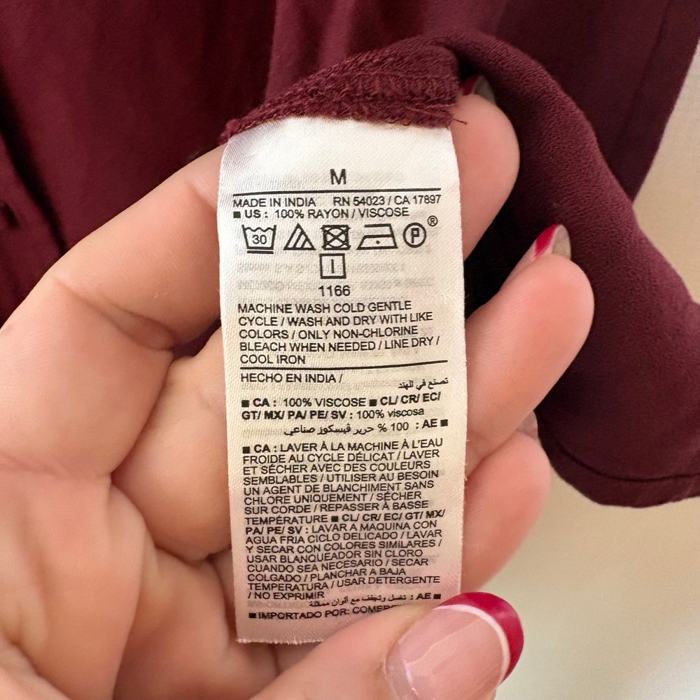 Old Navy Royal Velvet Dress Women's Medium Burgundy Red V Neck Button Front - Picture 4 of 7